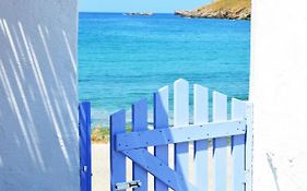 The Charming Beach House, Ideal For 4 To 5 People